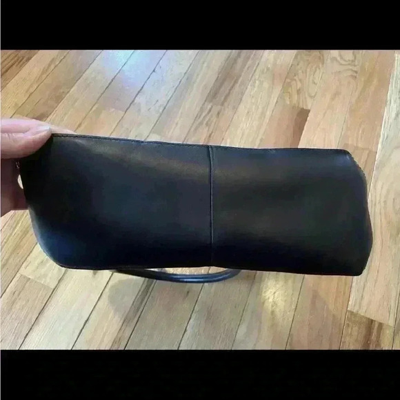 LL Bean Medium Tote/Purse 100% Wool Leather Bottom Red/Black Plaid - Picture 6 of 16